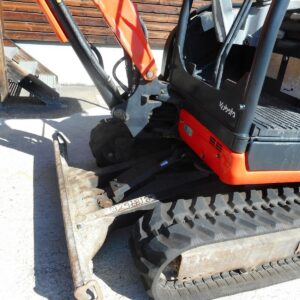 Kubota U27-4