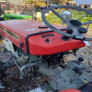 Yanmar YM2210 – Micro Tracteur 24 CV d’Occasion – Image 3